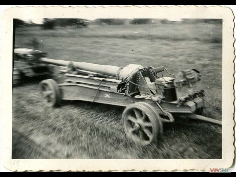 1942 Arkansas - This is a 155 rifle pulled by Cat. tractors