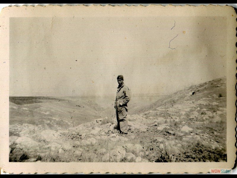 10-01-1942 San Pedro Hills, CA Shorty on the hill 