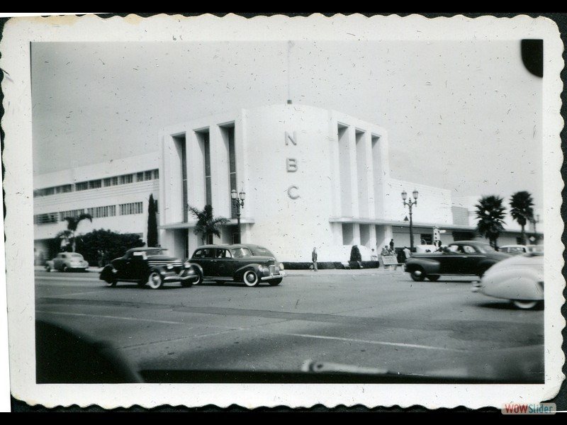 1942-10-15 Los Angeles NBC Studios in Hollywood