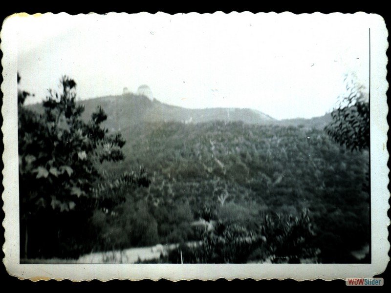 1942-10-15 Los Angeles A view of the observatory from the road leading to it